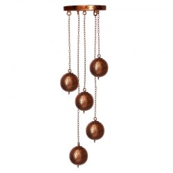 Oosterse hanglamp 5 ronde koper kleurige metalen bollen | Vintage filigrain met gaatjes patronen | Egyptisch en Marokkaanse stijl | Marokkaanse lamp | Kalini | Amstelveen